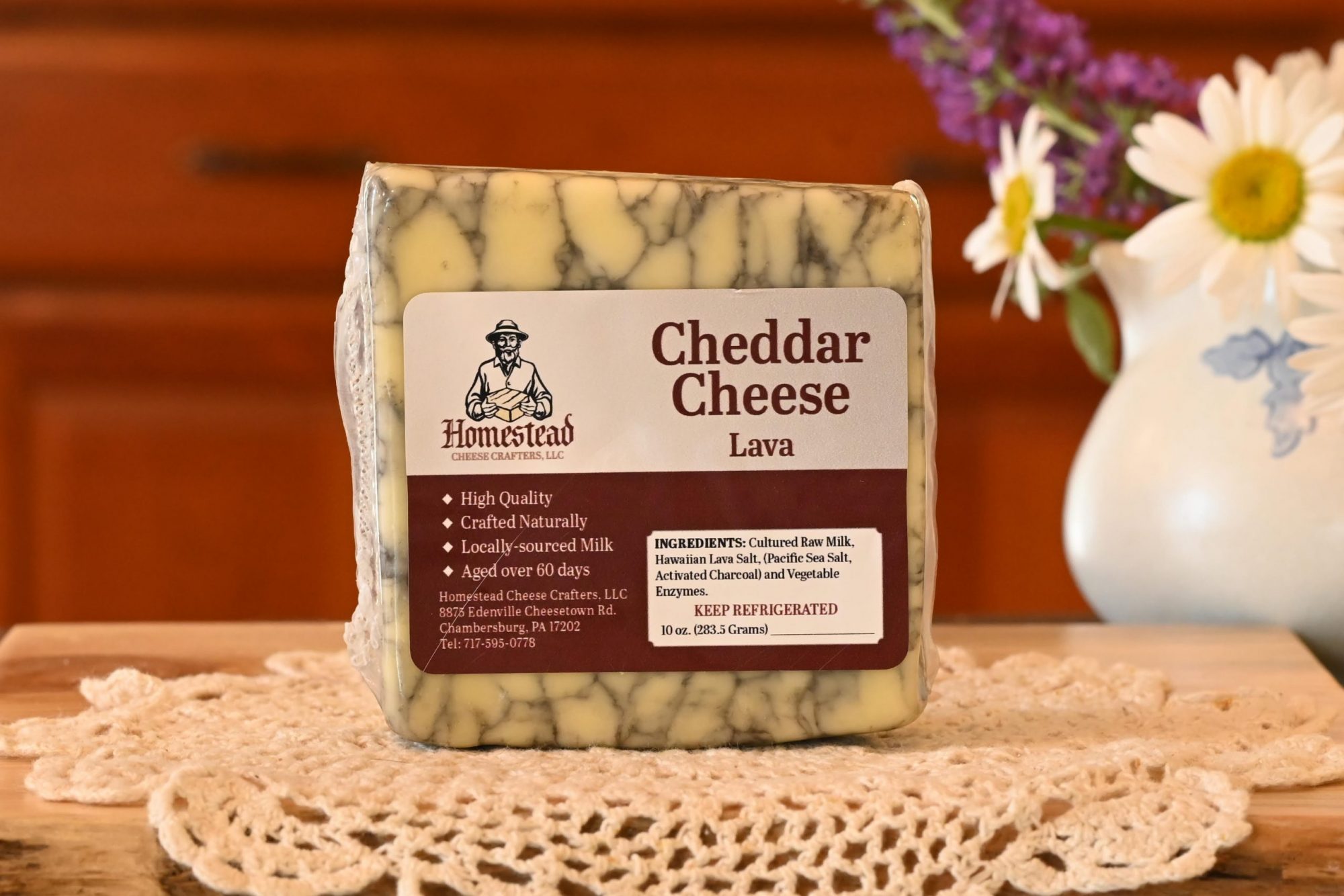 cheeseオーダーページ Homestead Cheese Crafters Lava Cheddar Cheese (10oz) - Farmstead